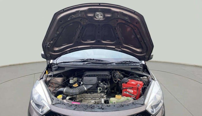 2018 Tata Tiago XT PETROL, Petrol, Manual, 1,27,232 km, Open Bonet