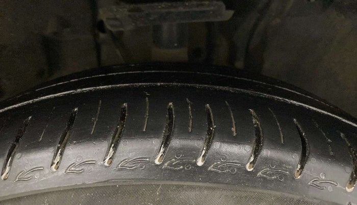 2023 Tata ALTROZ XM PLUS CNG, CNG, Manual, 32,711 km, Right Front Tyre Tread