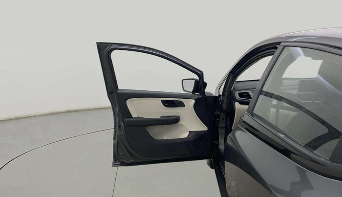 2023 Tata ALTROZ XM PLUS CNG, CNG, Manual, 32,711 km, LHS Front Door
