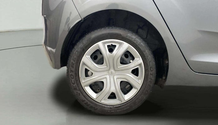 2023 Tata ALTROZ XM PLUS CNG, CNG, Manual, 32,711 km, Right Rear Wheel