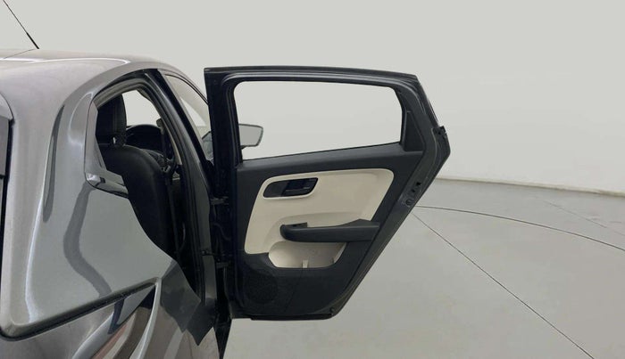 2023 Tata ALTROZ XM PLUS CNG, CNG, Manual, 32,711 km, RHS Rear Door
