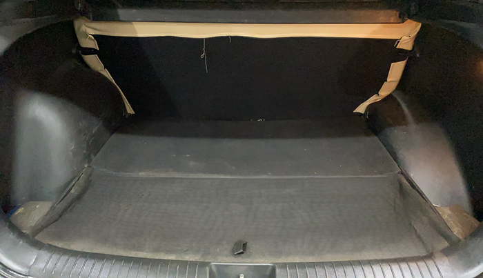 2017 Hyundai Creta SX PLUS 1.6 PETROL, Petrol, Manual, 72,926 km, Boot Inside