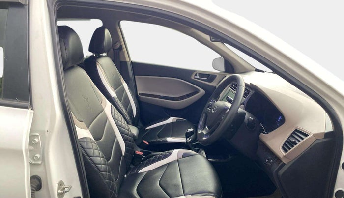 2018 Hyundai Elite i20 ASTA 1.2 (O), Petrol, Manual, 81,686 km, Right Side Front Door Cabin