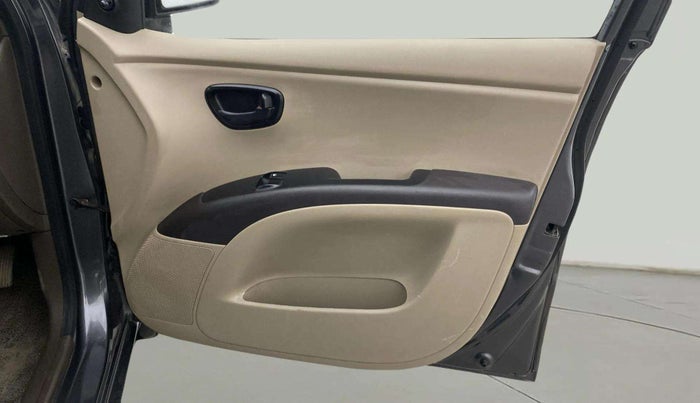 2013 Hyundai i10 ERA 1.1, Petrol, Manual, 27,739 km, Driver Side Door Panels Control