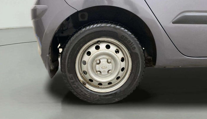 2013 Hyundai i10 ERA 1.1, Petrol, Manual, 27,739 km, Right Rear Wheel