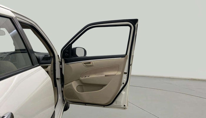 2020 Maruti Swift Dzire TOUR S-CNG (O), CNG, Manual, 85,384 km, RHS Front Door