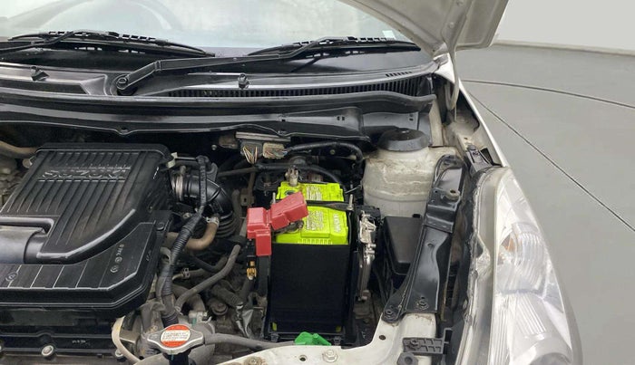 2020 Maruti Swift Dzire TOUR S-CNG (O), CNG, Manual, 85,384 km, Engine View - Left