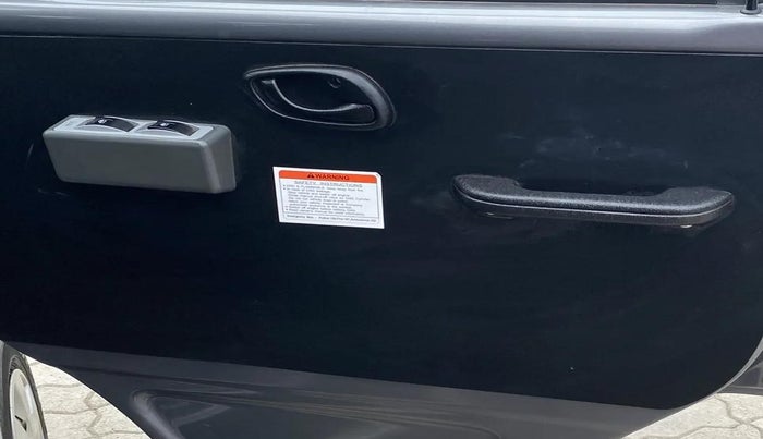 2024 Maruti Eeco 5 Str Ac CNG (O) , CNG, Manual, 21,312 km, Driver Side Door Panels Control