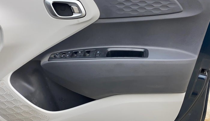 2022 Hyundai GRAND I10 NIOS ASTA 1.2 KAPPA VTVT, Petrol, Manual, 90,051 km, Driver Side Door Panels Control
