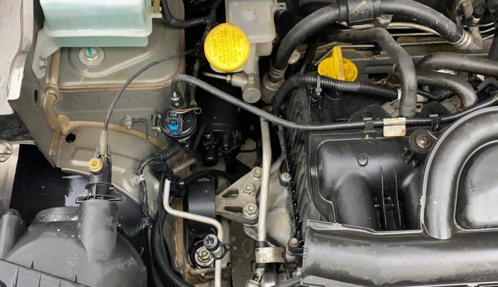 2019 Renault Kwid RXT 1.0 AMT (O), Petrol, Automatic, 27,164 km, Engine View - Right