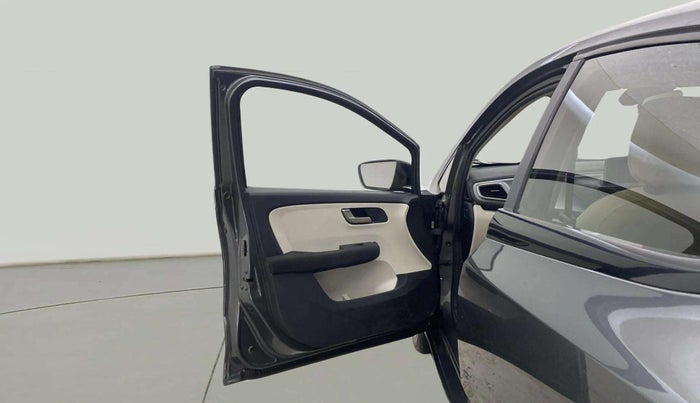 2023 Tata ALTROZ XZ CNG, CNG, Manual, 37,463 km, LHS Front Door