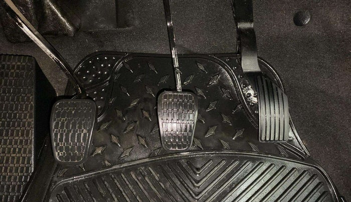 2021 Tata PUNCH ADVENTURE MT, Petrol, Manual, 31,883 km, Pedals
