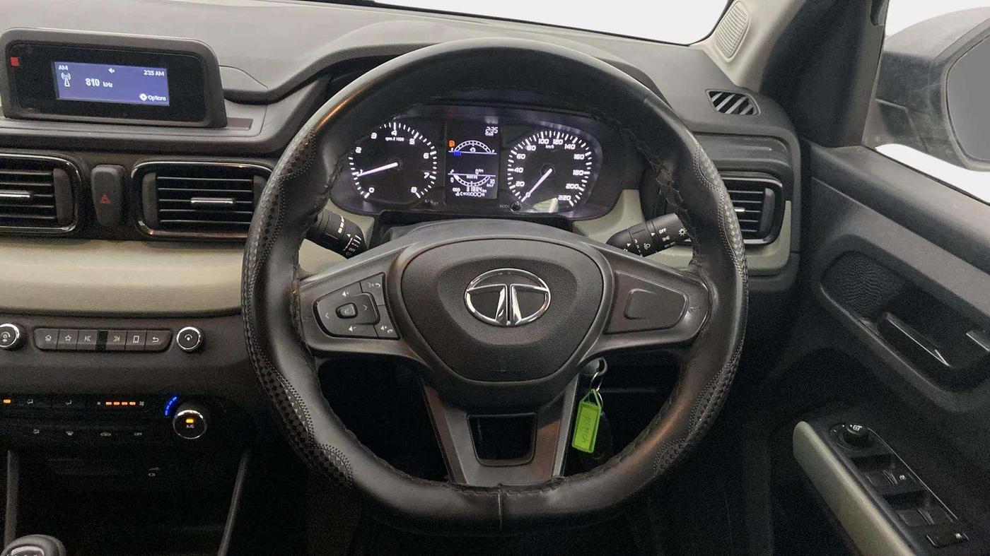 2021 Tata PUNCH ADVENTURE MT, Petrol, Manual, 31,883 km, Steering Wheel Close Up
