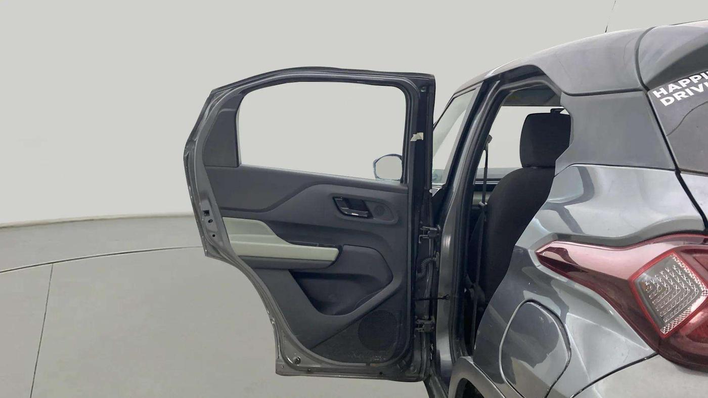 2021 Tata PUNCH ADVENTURE MT, Petrol, Manual, 31,883 km, LHS Rear Door