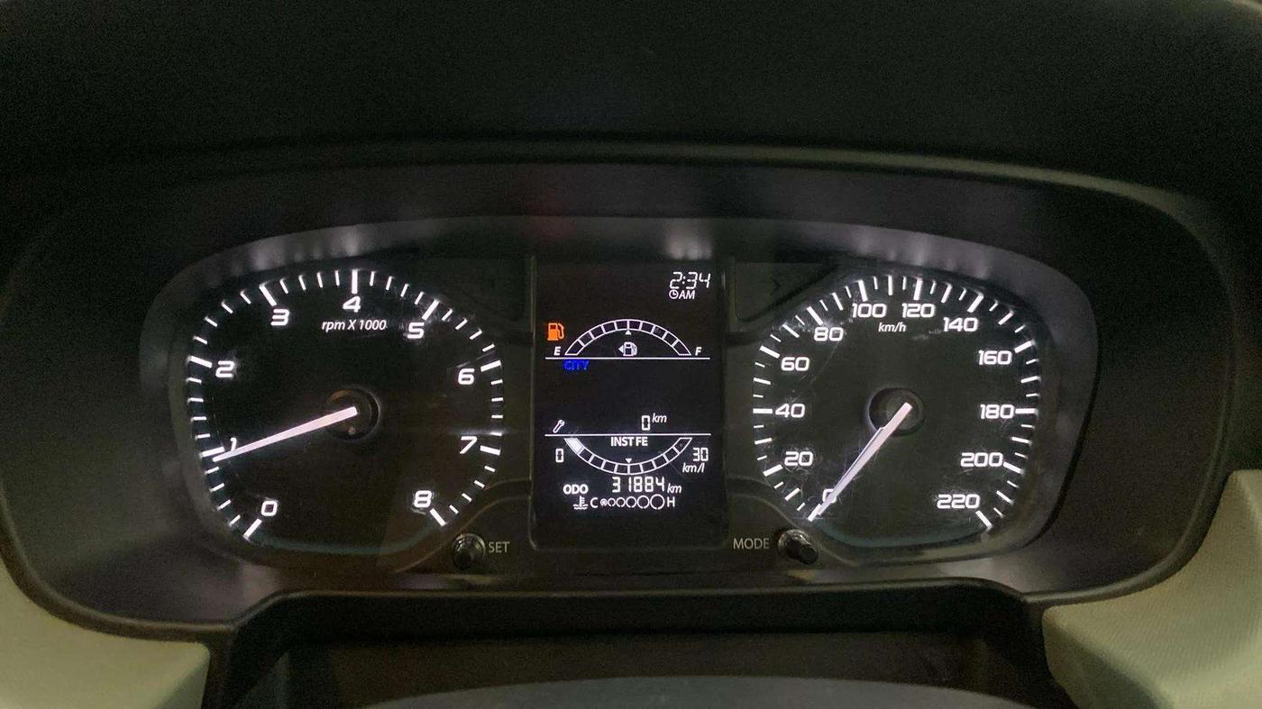 2021 Tata PUNCH ADVENTURE MT, Petrol, Manual, 31,883 km, Odometer Image