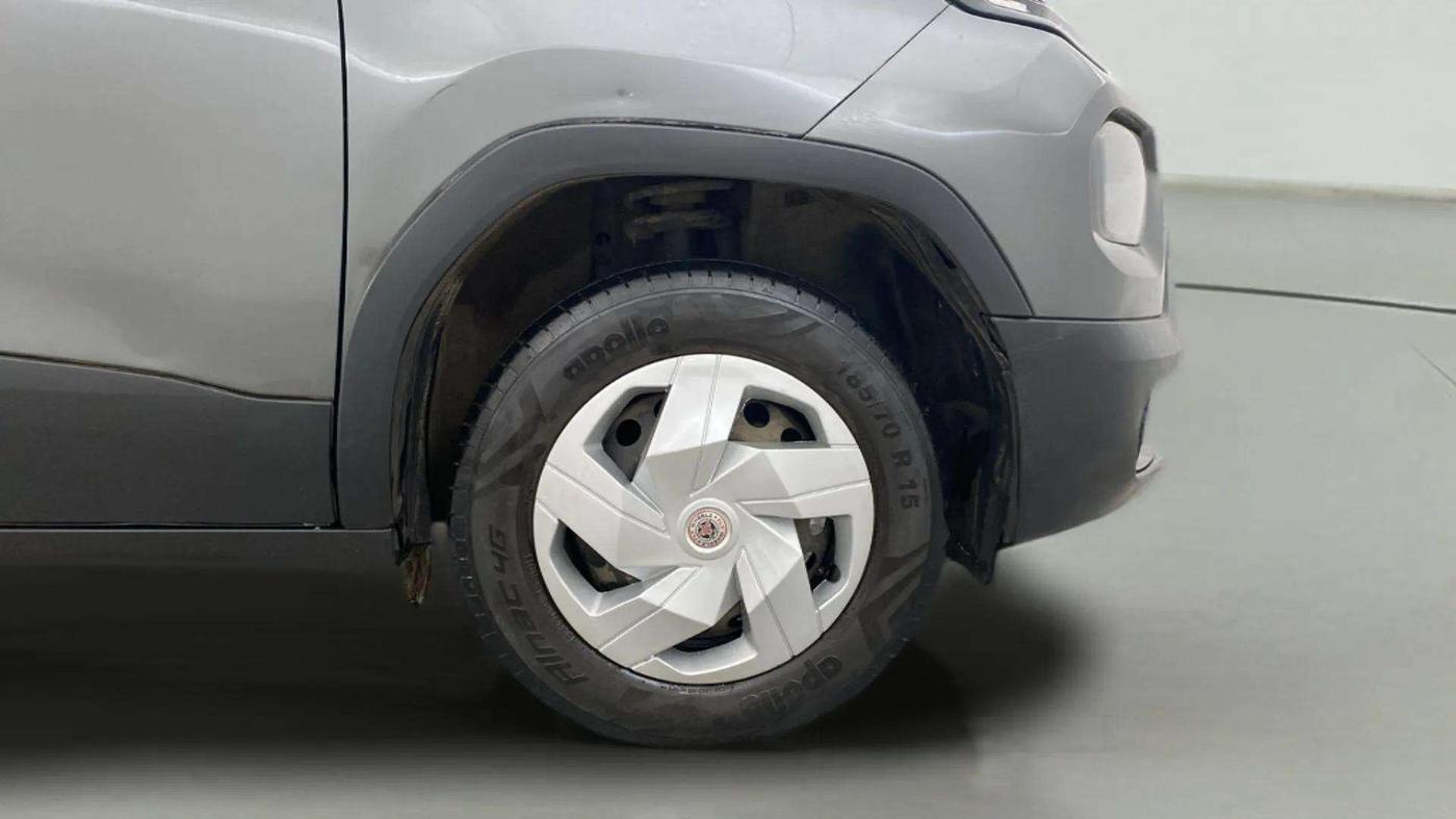 2021 Tata PUNCH ADVENTURE MT, Petrol, Manual, 31,883 km, Right Front Wheel