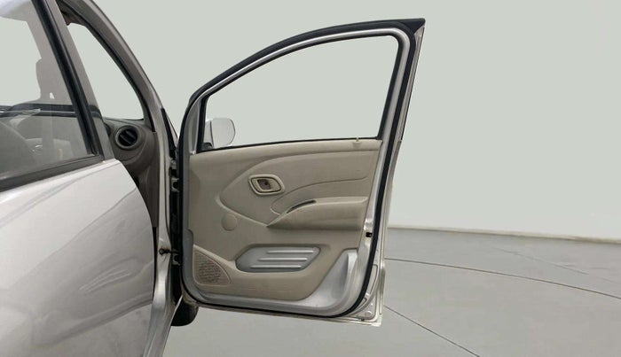 2017 Datsun Redi Go T (O), Petrol, Manual, 43,494 km, RHS Front Door