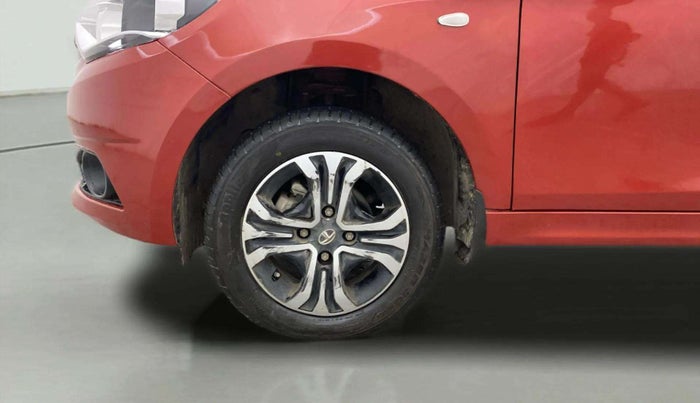 2019 Tata Tiago XZA PETROL, Petrol, Automatic, 17,295 km, Left Front Wheel