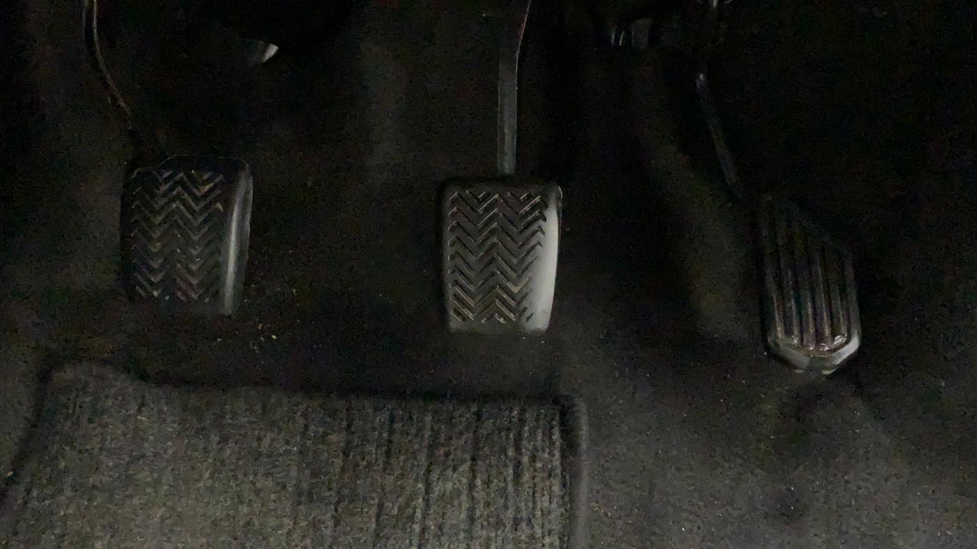 2011 Toyota Etios V, Petrol, Manual, 45,599 km, Pedals