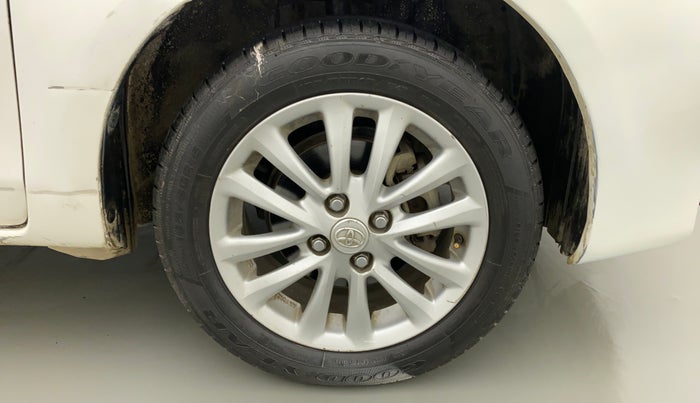2011 Toyota Etios V, Petrol, Manual, 45,599 km, Right Front Wheel