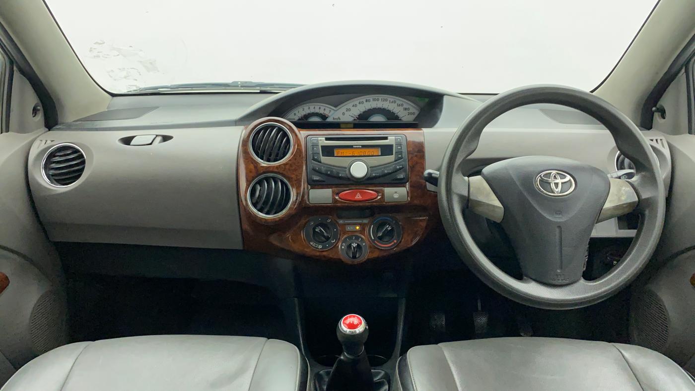 2011 Toyota Etios V, Petrol, Manual, 45,599 km, Dashboard