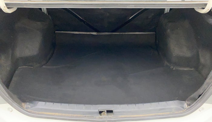 2011 Toyota Etios V, Petrol, Manual, 45,599 km, Boot Inside