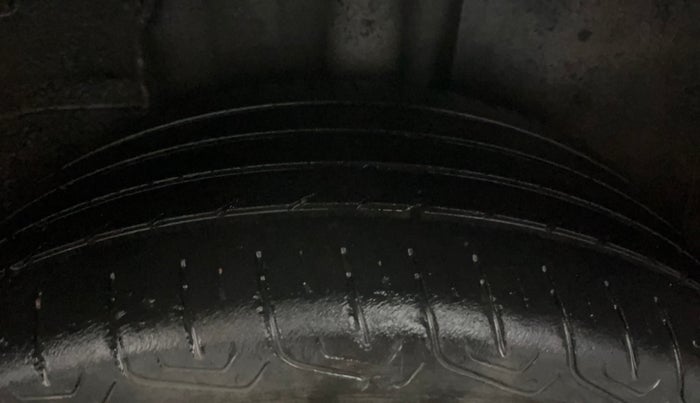 2022 Tata ALTROZ XM PLUS PETROL, Petrol, Manual, 32,439 km, Left Rear Tyre Tread