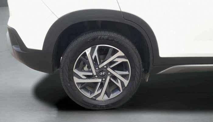 2024 Hyundai Creta SX (O) 1.5 TURBO DCT, Petrol, Automatic, 12,352 km, Right Rear Wheel