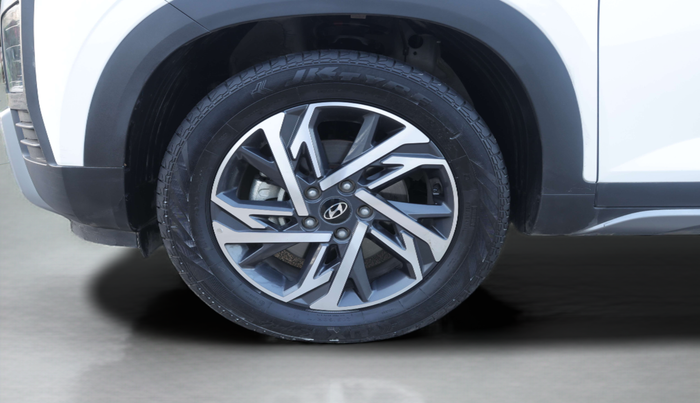 2024 Hyundai Creta SX (O) 1.5 TURBO DCT, Petrol, Automatic, 12,363 km, Left Front Wheel