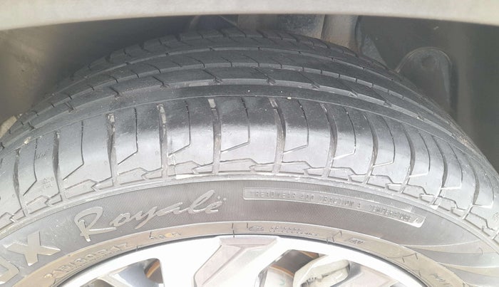 2024 Hyundai Creta SX (O) 1.5 TURBO DCT, Petrol, Automatic, 12,352 km, Left Front Tyre Tread