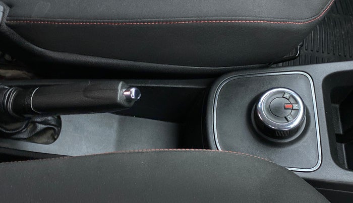 2020 Renault Kwid RXT 1.0 EASY-R  AT, Petrol, Automatic, 24,491 km, Gear Lever