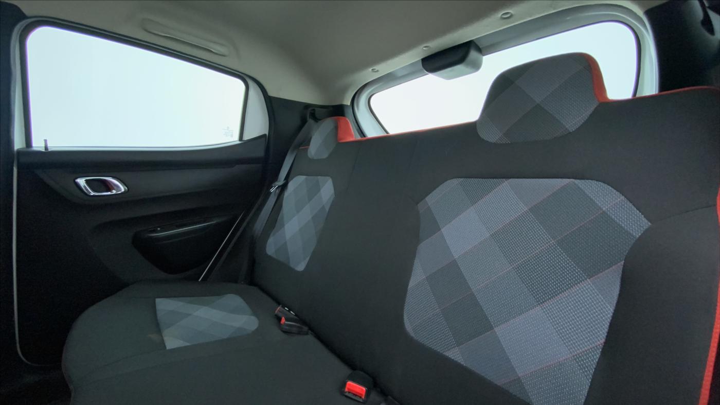 2020 Renault Kwid RXT 1.0 EASY-R  AT, Petrol, Automatic, 24,491 km, Right Side Rear Door Cabin
