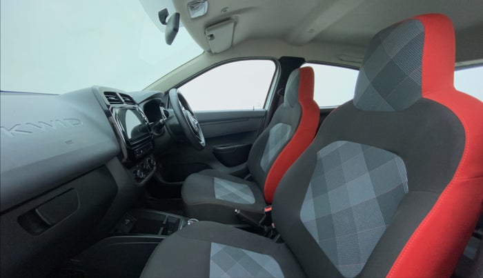 2020 Renault Kwid RXT 1.0 EASY-R  AT, Petrol, Automatic, 24,491 km, Right Side Front Door Cabin
