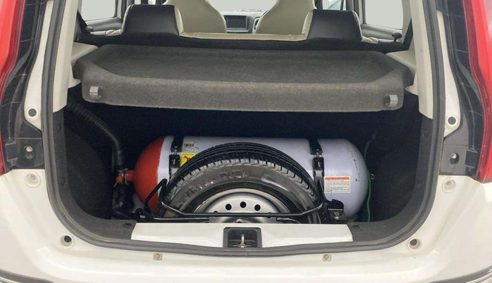 2021 Maruti New Wagon-R LXI CNG (O) 1.0, CNG, Manual, 28,932 km, Boot Inside