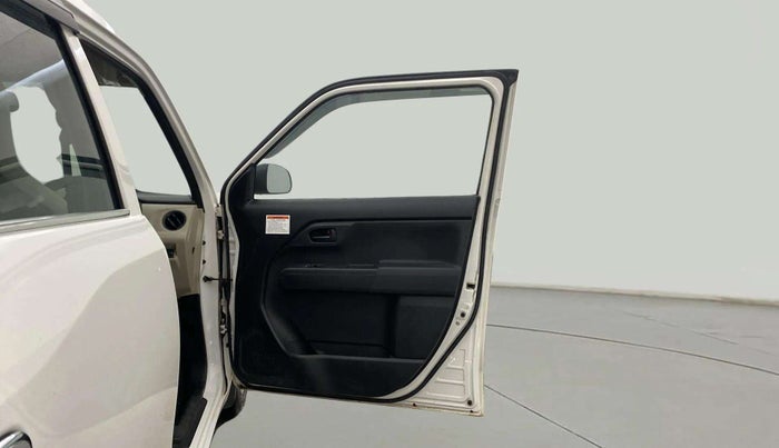 2021 Maruti New Wagon-R LXI CNG (O) 1.0, CNG, Manual, 28,932 km, RHS Front Door