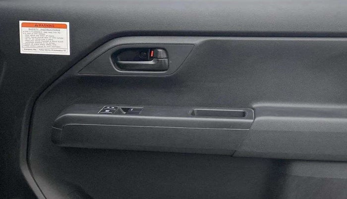 2021 Maruti New Wagon-R LXI CNG (O) 1.0, CNG, Manual, 28,932 km, Driver Side Door Panels Control