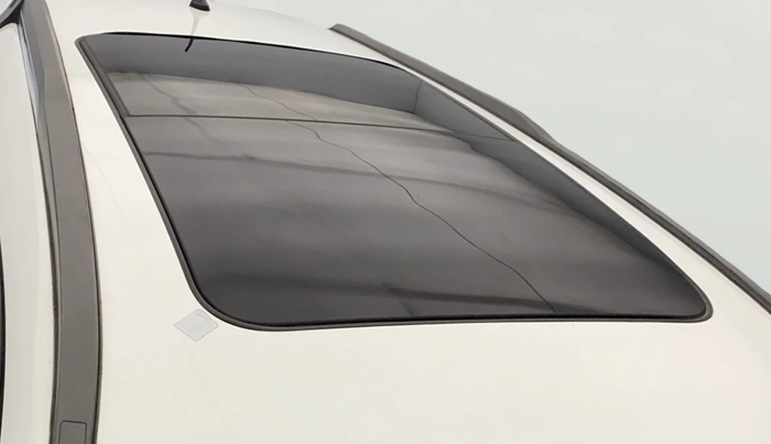 2022 Tata Safari XM SUNROOF, Diesel, Manual, 45,578 km, Moonroof/ Sunroof