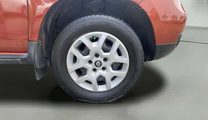 2018 Renault Duster 85 PS RXE DIESEL, Diesel, Manual, 1,13,068 km, Right Front Wheel