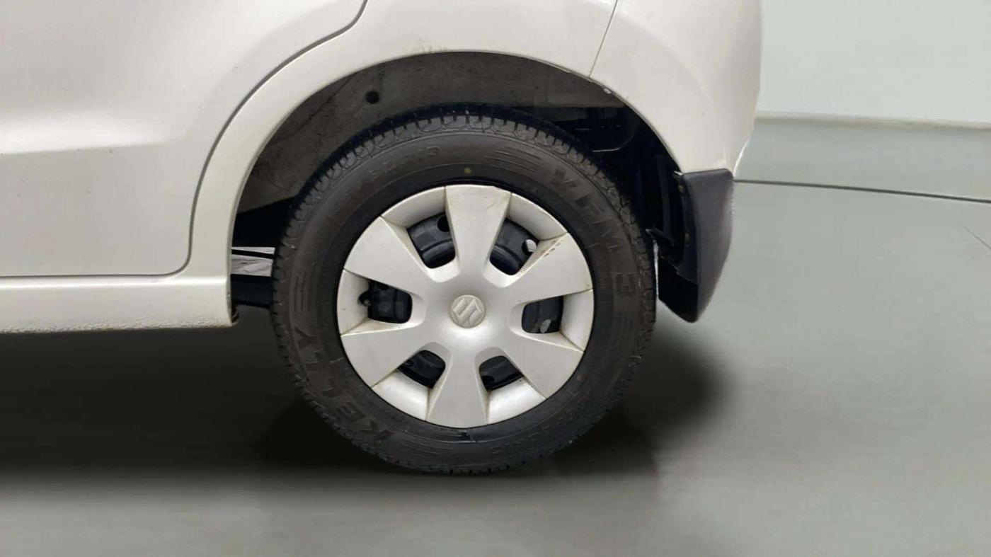 2012 Maruti A Star VXI (ABS) AT, Petrol, Automatic, 68,747 km, Left Rear Wheel
