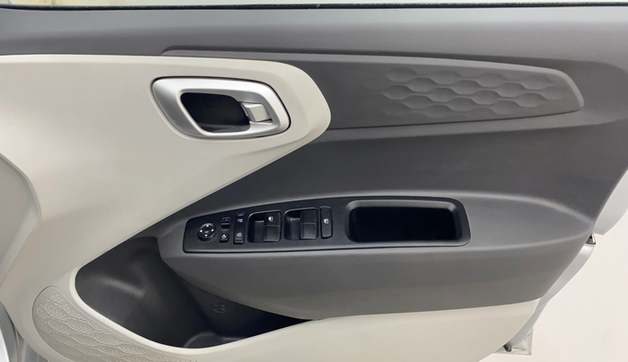 2023 Hyundai GRAND I10 NIOS ASTA AMT 1.2 KAPPA VTVT, Petrol, Automatic, 32,755 km, Driver Side Door Panels Control