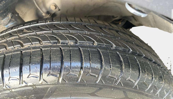 2017 Maruti Wagon R 1.0 VXI, Petrol, Manual, 59,052 km, Left Front Tyre Tread