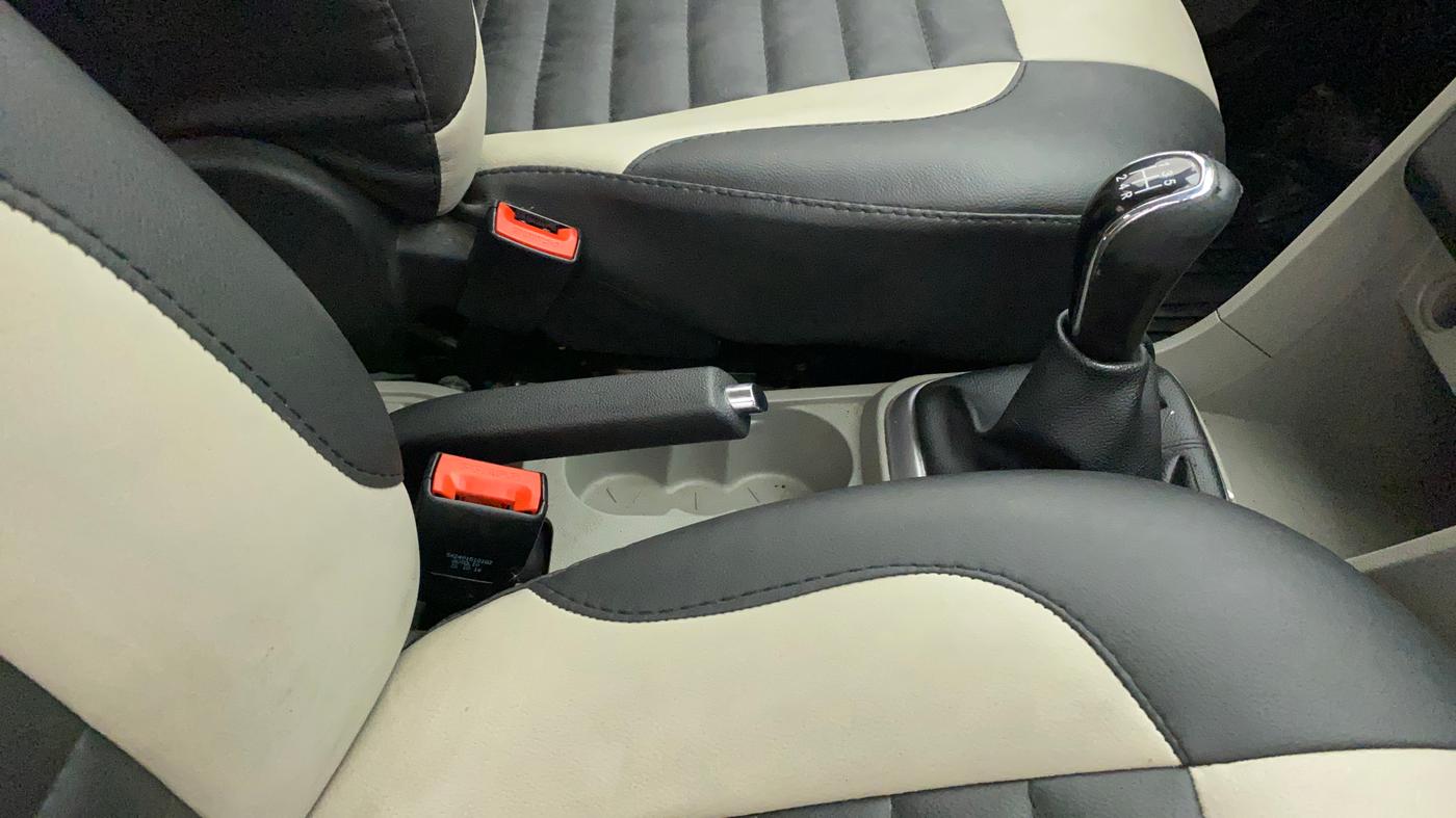 2017 Tata Tiago XZ PETROL, Petrol, Manual, 87,738 km, Gear Lever