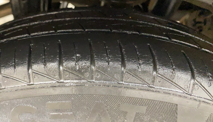2022 Maruti Alto VXI, Petrol, Manual, 40,189 km, Right Rear Tyre Tread