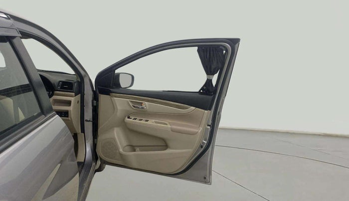 2021 Maruti Ciaz SIGMA 1.5 SHVS MT  PETROL, Petrol, Manual, 36,151 km, RHS Front Door