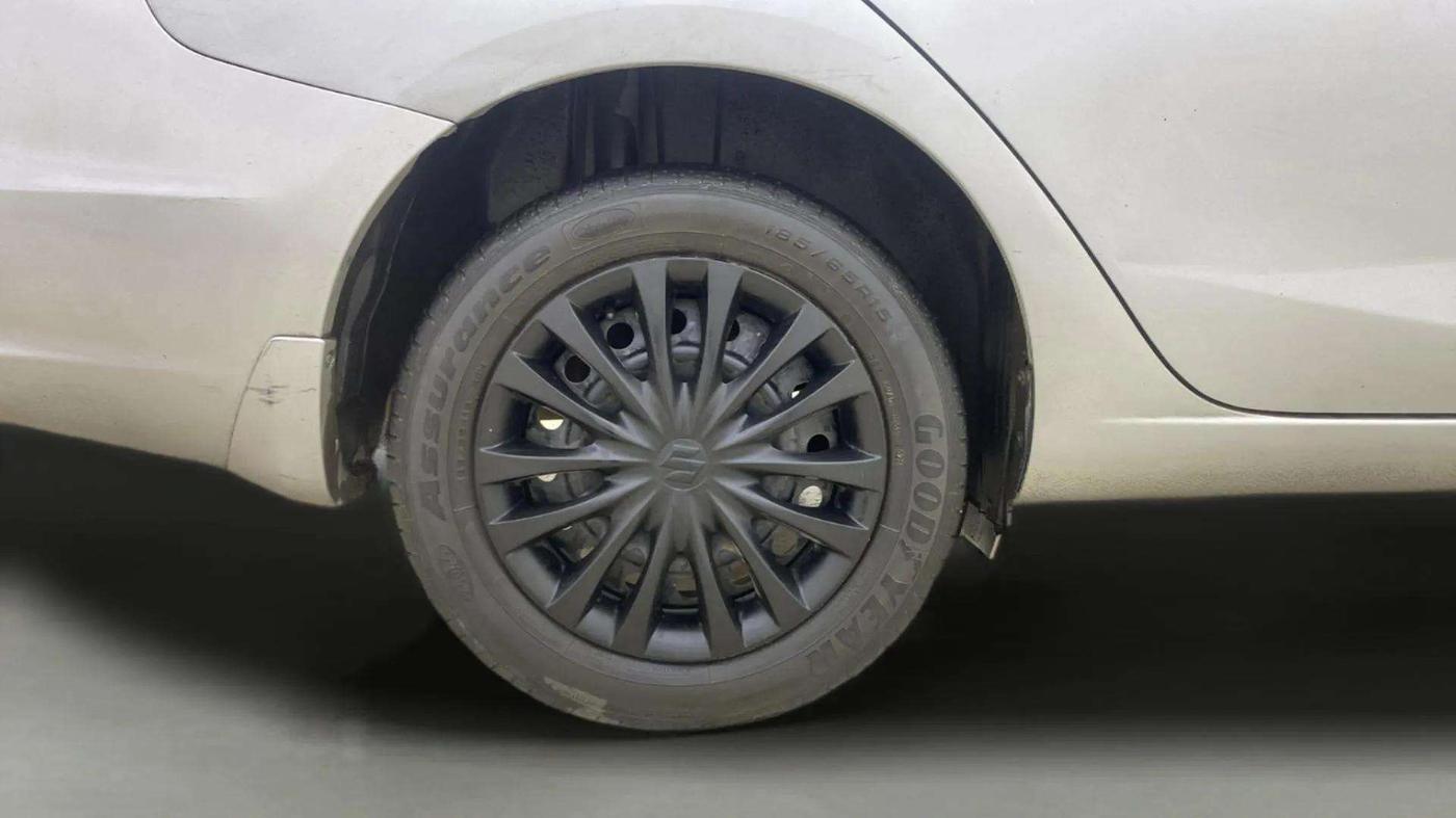 2021 Maruti Ciaz SIGMA 1.5 SHVS MT  PETROL, Petrol, Manual, 36,151 km, Right Rear Wheel