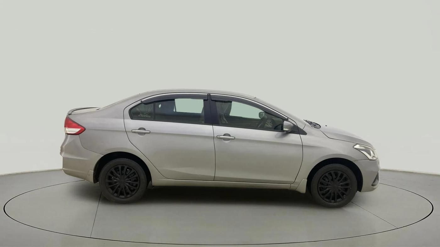 2021 Maruti Ciaz SIGMA 1.5 SHVS MT  PETROL, Petrol, Manual, 36,151 km, Right Side View