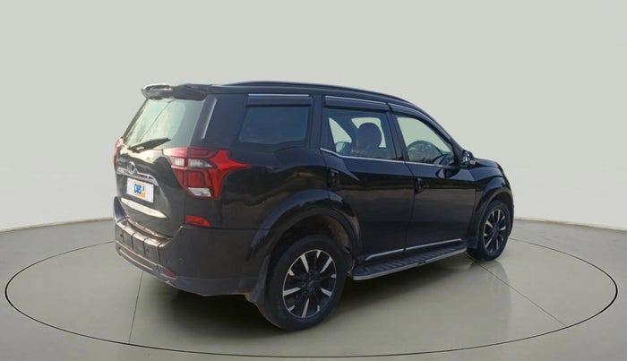 2020 Mahindra XUV500 W11, Diesel, Manual, 1,00,466 km, Right Back Diagonal