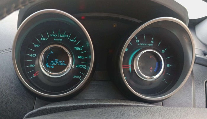 2020 Mahindra XUV500 W11, Diesel, Manual, 1,00,466 km, Odometer Image