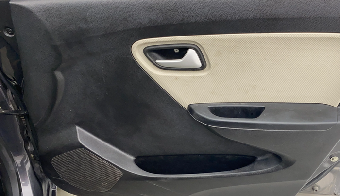 2020 Maruti Alto LXI, Petrol, Manual, 16,443 km, Driver Side Door Panels Control