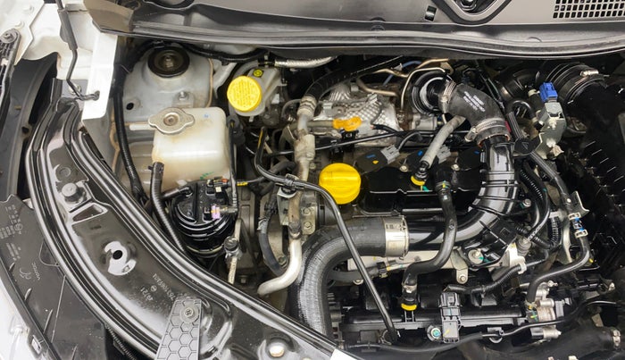 2022 Nissan MAGNITE XV TURBO CVT, Petrol, Automatic, 24,601 km, Engine View - Right